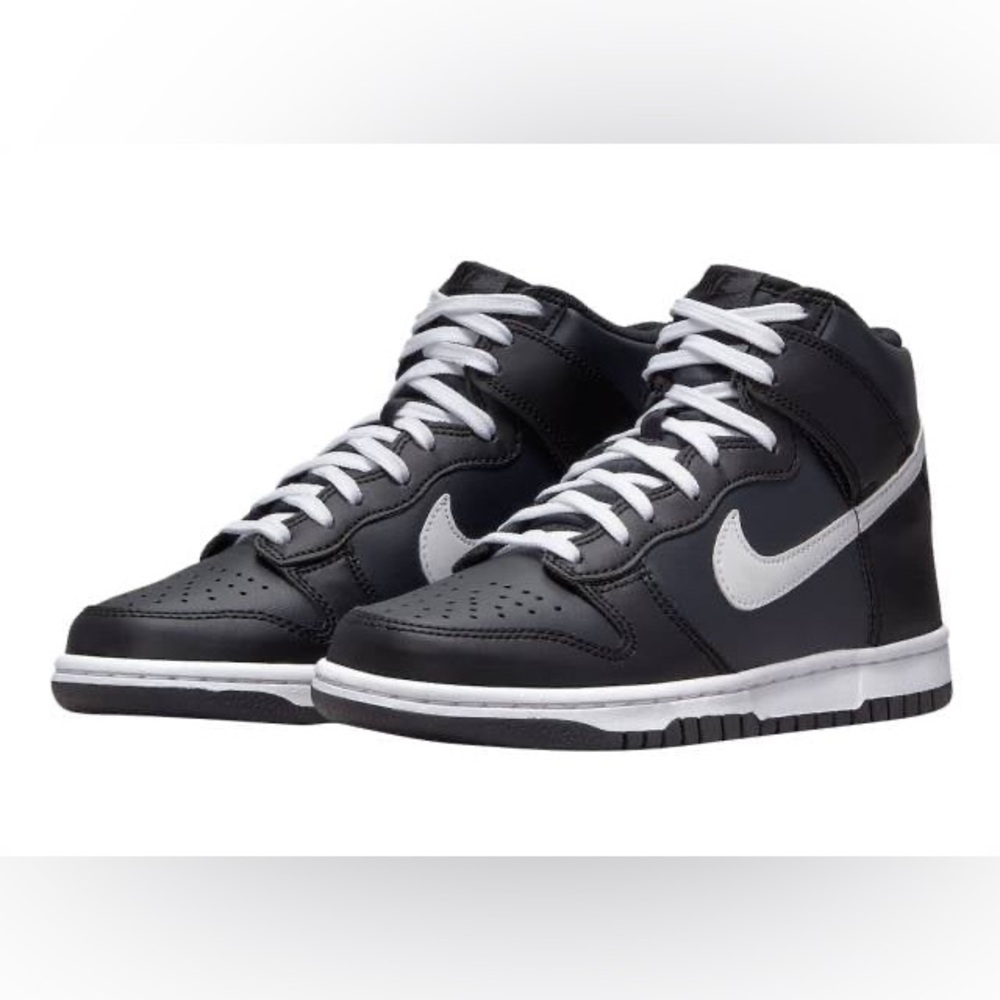 Nike Dunk High-Top Black Size: Youth 1Y